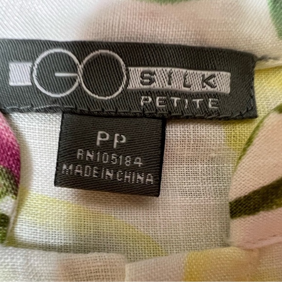 Go Silk Linen Tunic Button Up Floral Shirt Resortwear Top Petite PP NEW. 249 - Picture 2 of 4